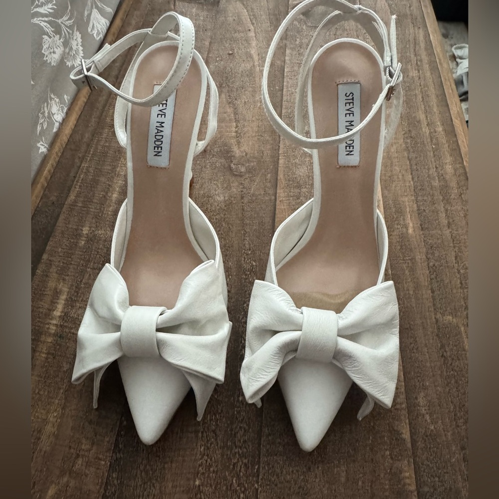 Steve Madden Lovella Bow heels - Picture 4 of 5